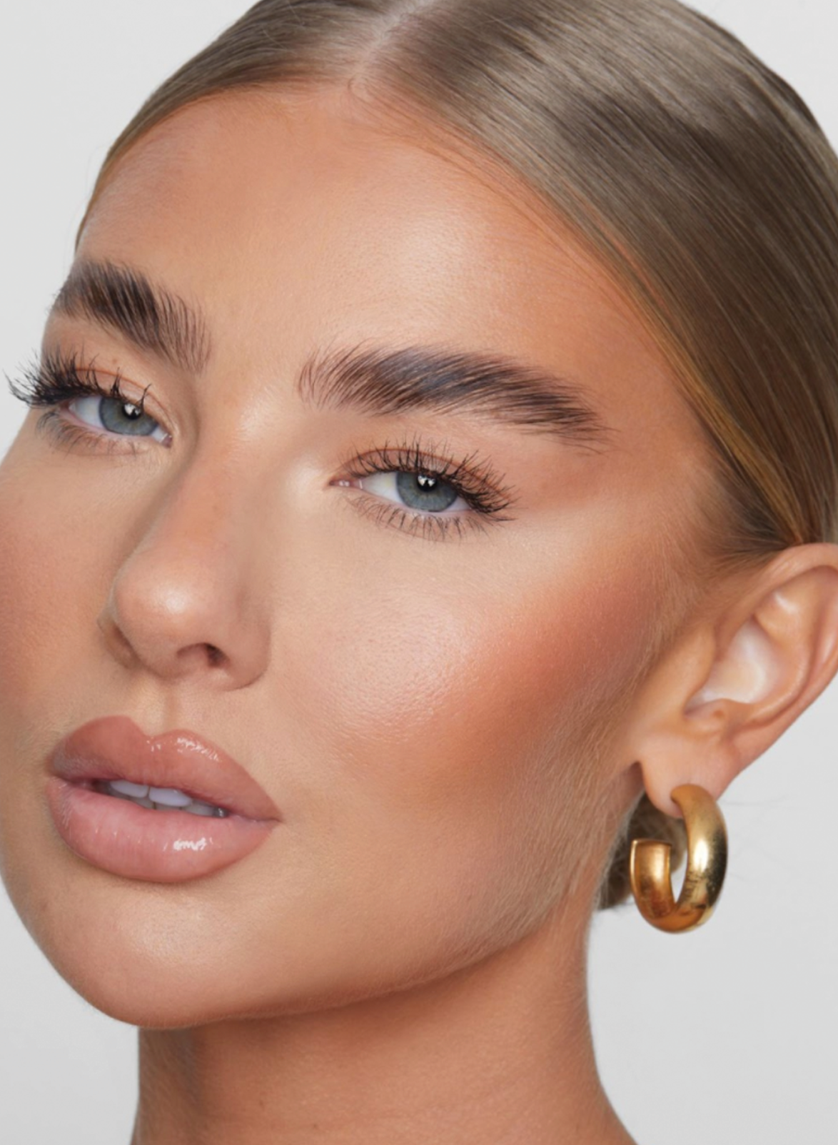 REFY Skin Finish Collection
