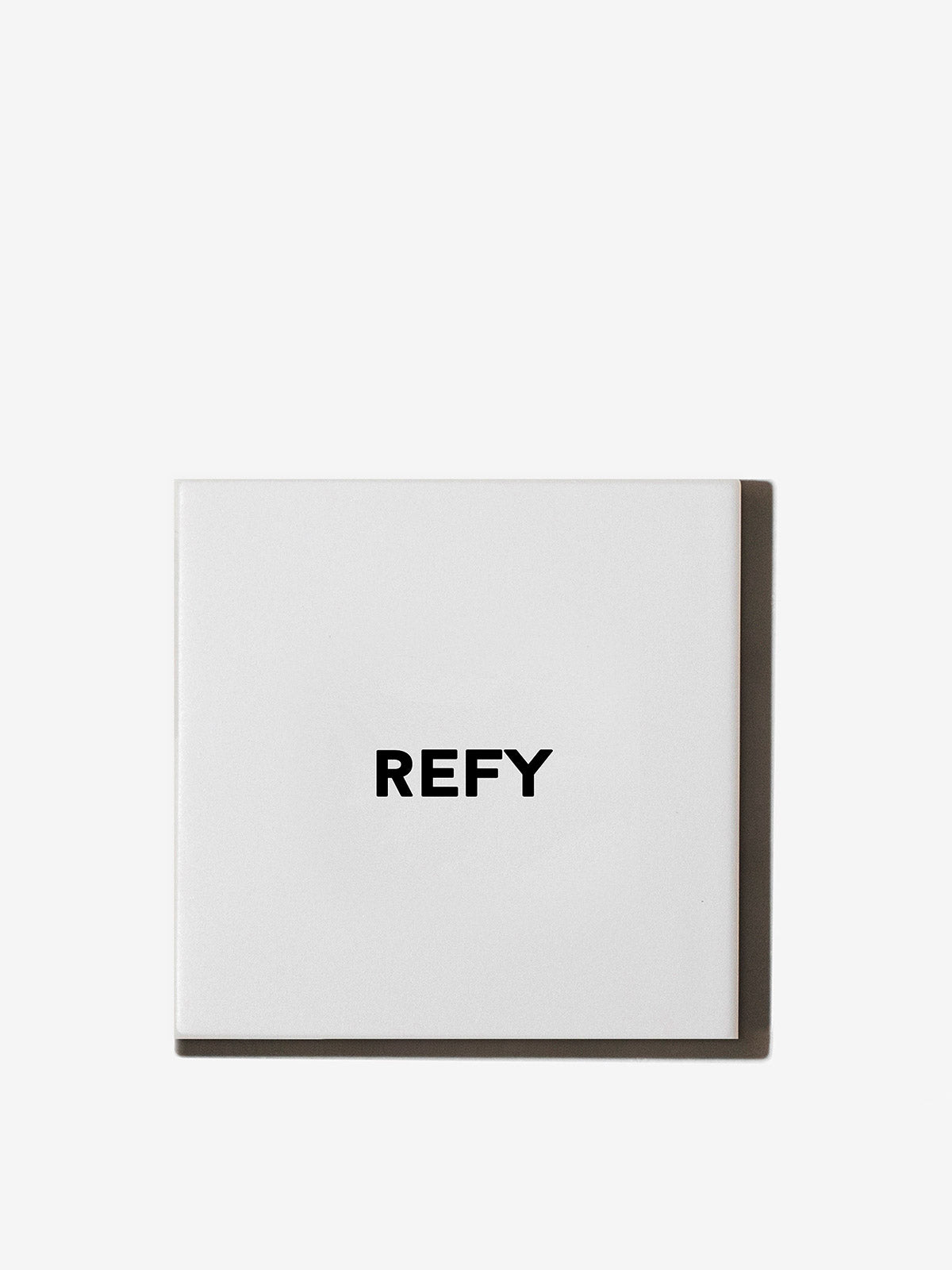 REFY SKIN FINISH IN SHADE 01 closed packaging